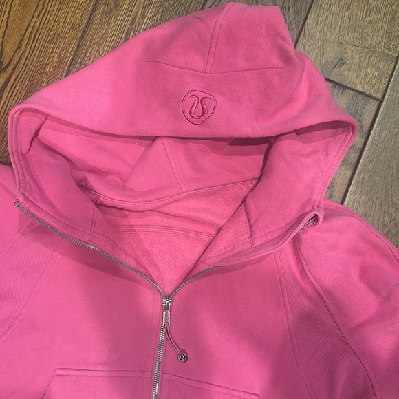 COPY - Lululemon scuba zip up hoodie - Picture 2 of 2